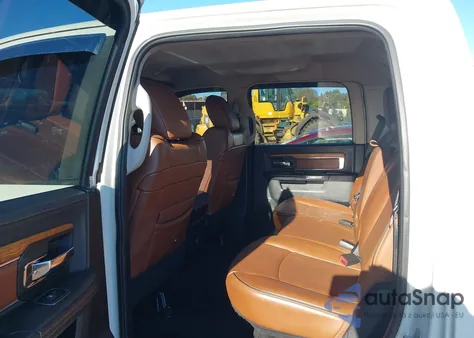 2017 Ram 1500 Longhorn z USA, uszkodzony, nr VIN 1C6RR7WM2HS500328